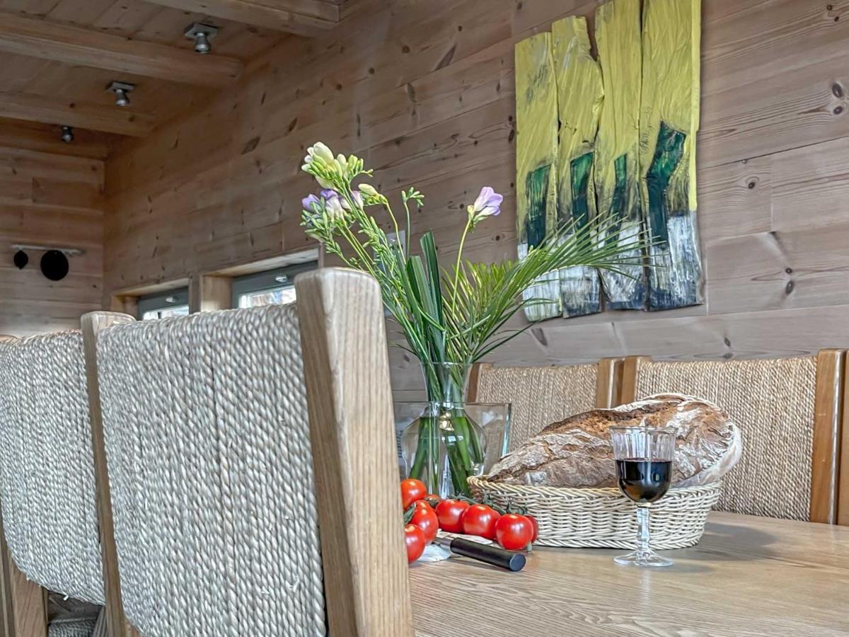 Traumhaff Kuestenchalets - Einzigartige Chalets An Der Ostsee. Ganz Aus Laerchenholz Mit Kamin Und Sauna Vogelsang-Warsin Ngoại thất bức ảnh